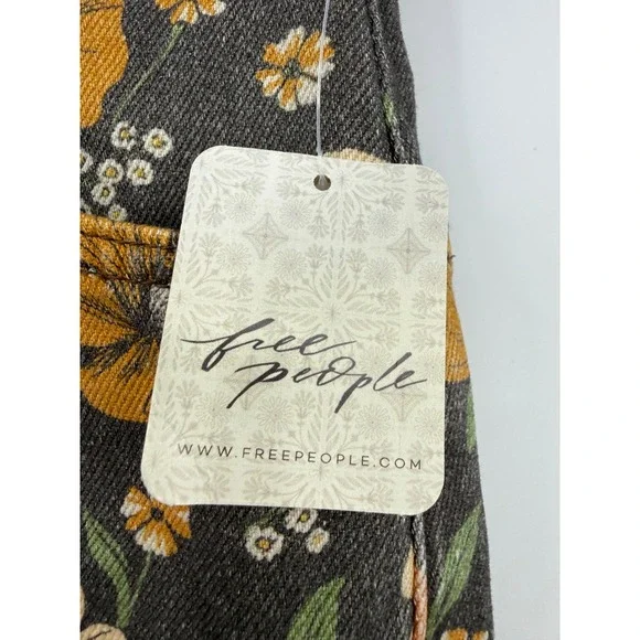 Free People Jeans Womens 25 Black Yellow Floral Deep Trance Boyfriend Crop NEW - Picture 6 of 13